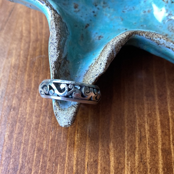 Premier Designs Jewelry - NWOT Beautiful Premier Designs ring size 6